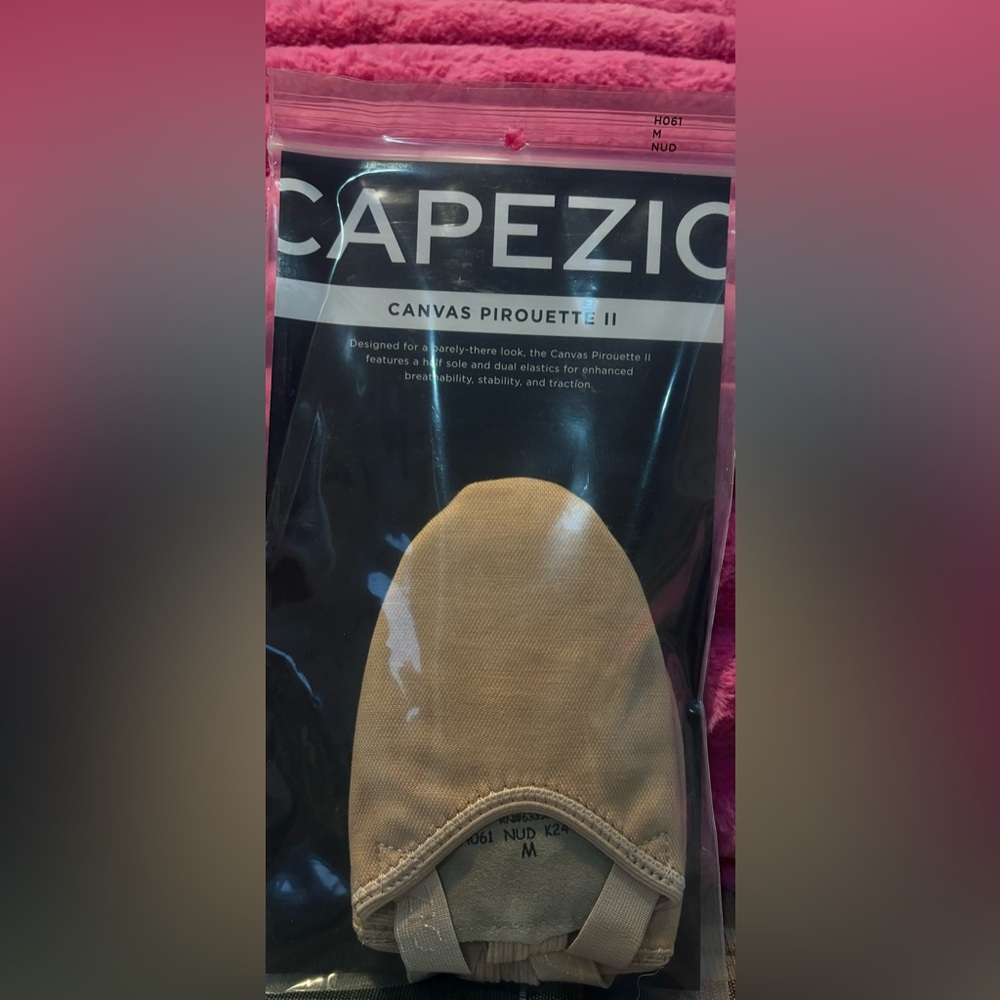 Canvas pirouette shoes